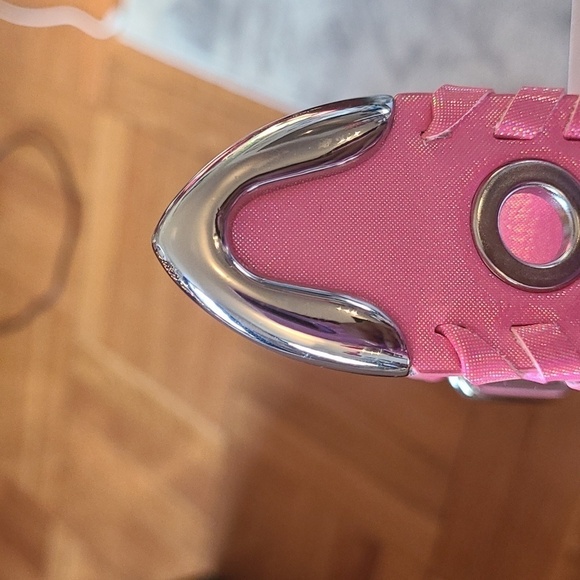 DEVON GROMMET BELT IN PINK - Picture 6 of 6